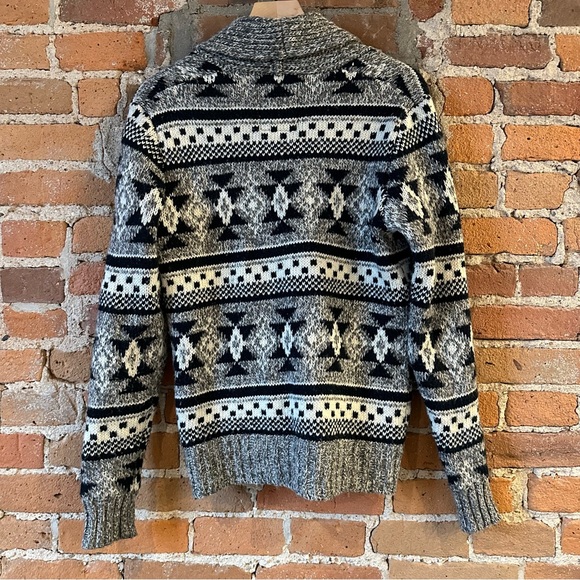 American Eagle | Cardigan Sweater Small - Picture 2 of 7